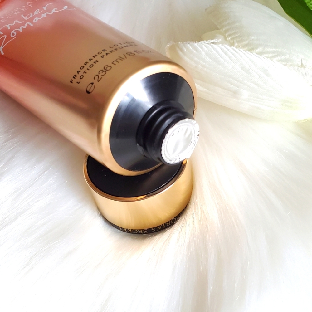 VICTORIA'S SECRET AMBER ROMANCE FRAGRANCE LOTION 236ml NEW - Picture 4 of 5